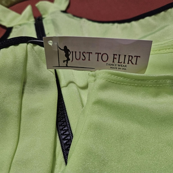 JUST TO FLIRT HIGHLIGHTER YELLOW DANCE WEAR SET - Picture 2 of 13
